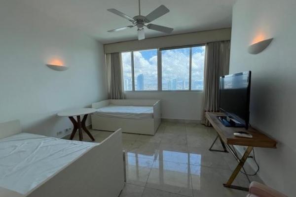 Furnished apartment vitri, 4 bedrooms, beachfront