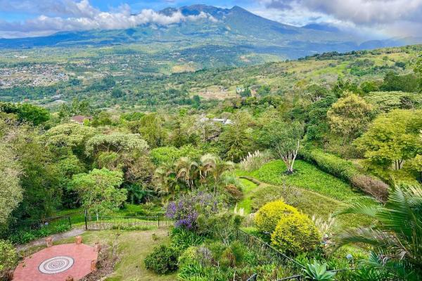 Commanding panoramic view of volcan baru