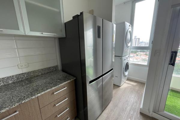 Se alquila apartamento super moderno y espectacular en el carmen