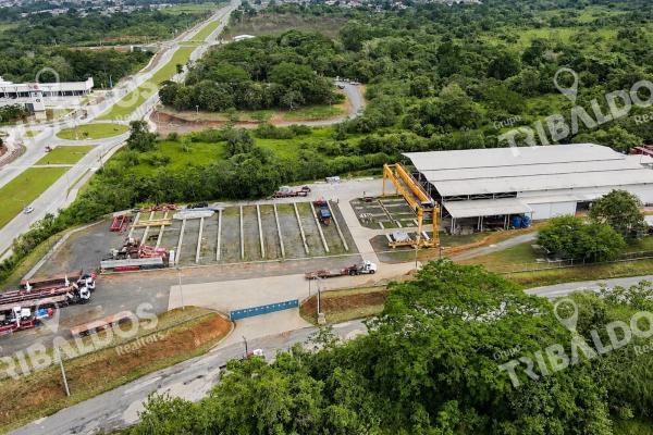 Se alquila terreno industrial 3.2 hectareas con galera en vacamonte