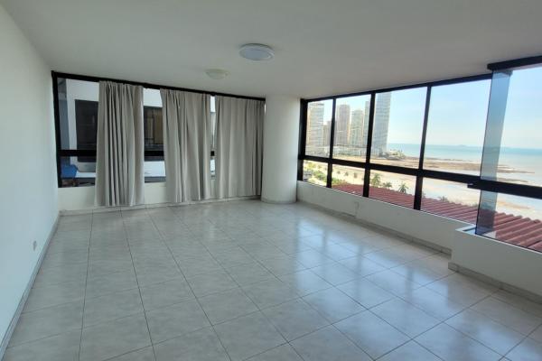 Se vende apto en ave. balboa