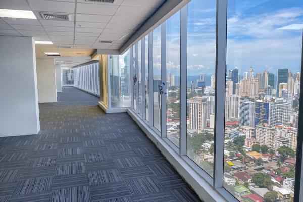 Alquiler de oficina en evolution tower