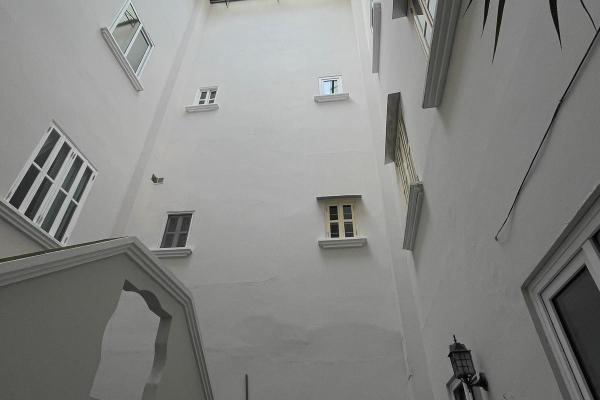 Apartment for sale in old town panama