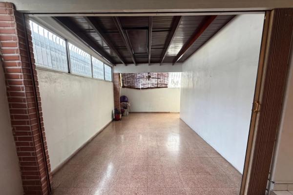House sale in obarrio, dead end street (samuel l.)