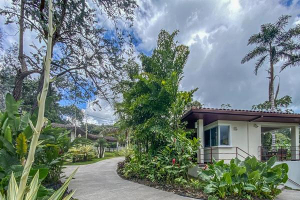 Investment homes and property in boquete