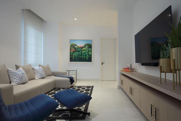 Waterfront 6 – wake up to the marina, own the view