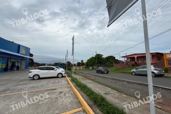 Se vende local comercial en chorrera con galera bodegas