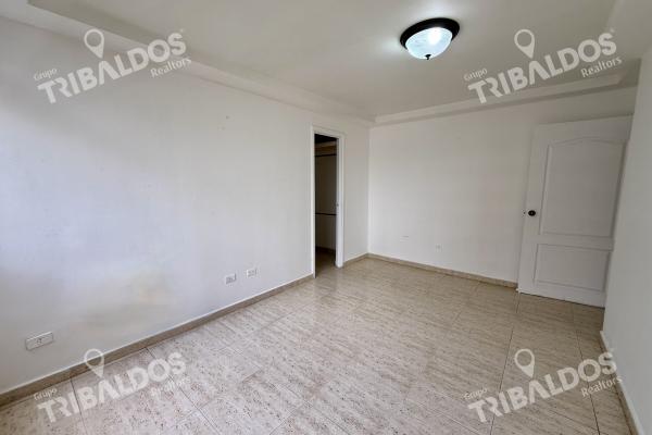Venta de apartamento en tower one, marbella