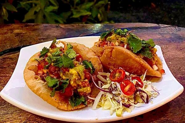 Restaurante y local comercial llave en mano