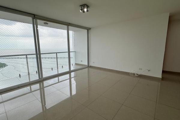 Ph bahia del golf/3 bedrooms/balcony/cabin