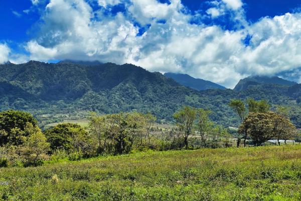 Land for sale – volcán, cordillera arriba entrance