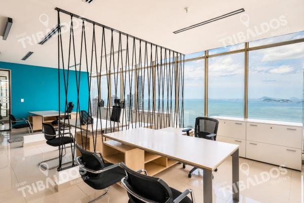 Furnished office for sale bicsa, 455 m² 8 parking