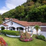 Luxury home for sale in valle escondido boquete