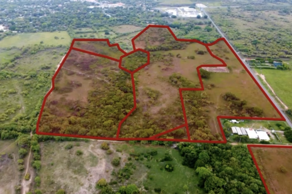 Sale of land in playa blanca