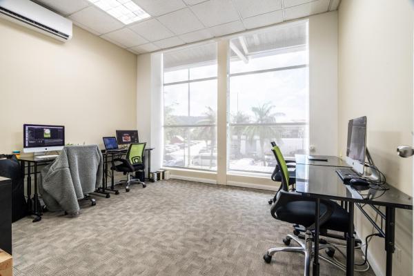 Office building for sale in albrook