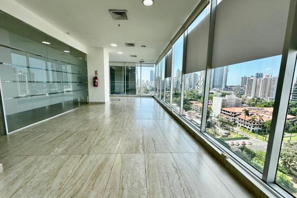Ph office one office of 176m2 in obarrio