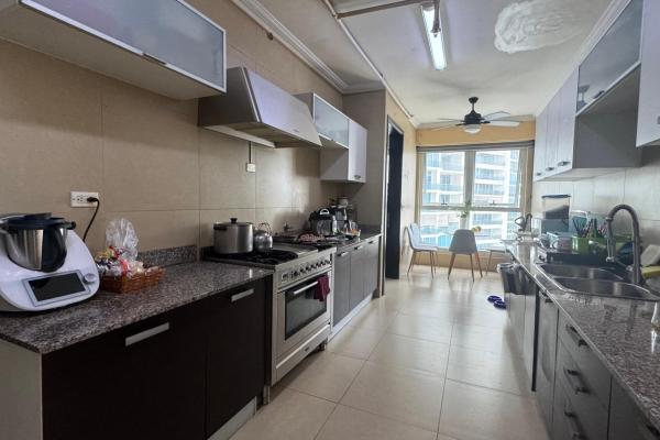 For sale - q tower