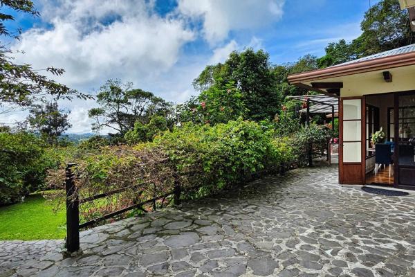 Luxury mountain estate in volcan, tisingal, chiriqui