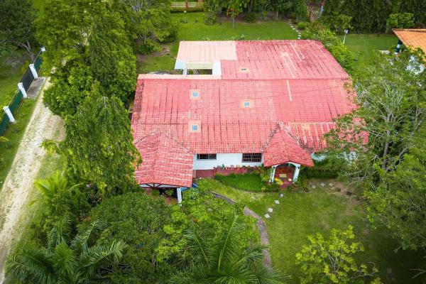 House for sale in san carlos, el espino