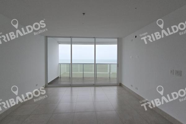 Venta de apartamento en ocean waves nueva gorgona