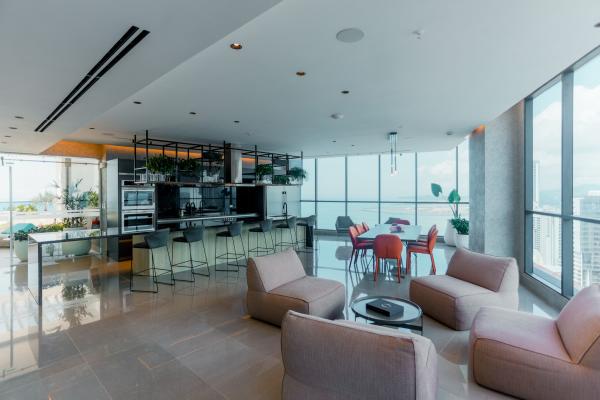 Sale of apartment in ocean front paitilla