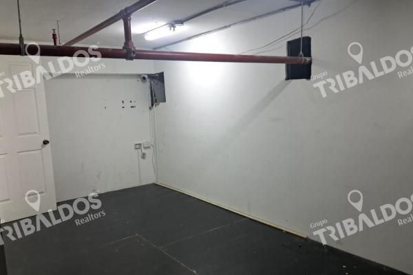 Venta de local comercial con mezzanine en los andes mall