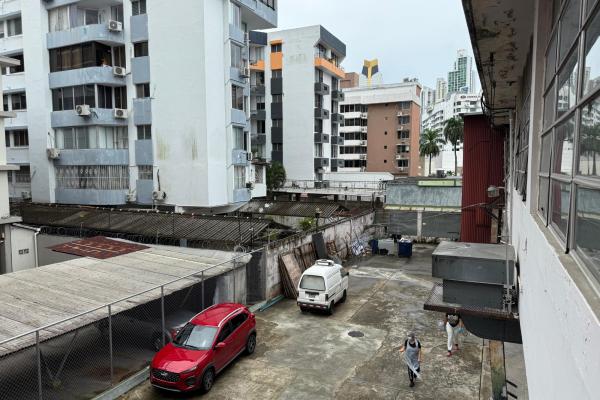 Office for rent in plaza inca