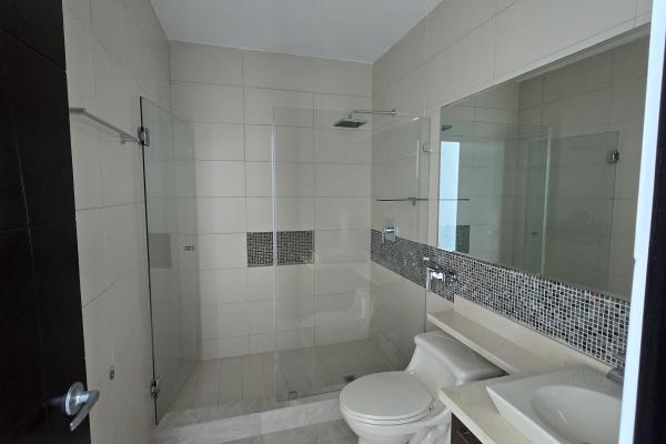 Venta de apartamento en ocean waves nueva gorgona