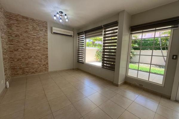 Casa en venta en costa sur - p.h. villa valencia