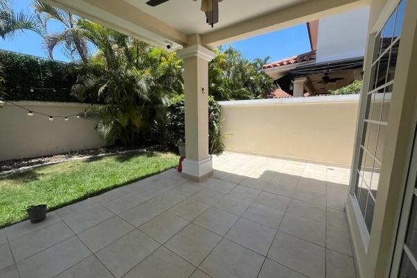 Casa en venta en costa sur - p.h. villa valencia