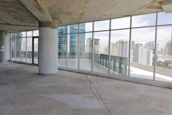 Oficina en gris, piso completo en calle 50, revolution tower