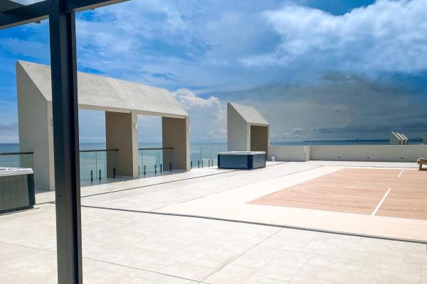 Condominio frente al mar en playa caracol panamá