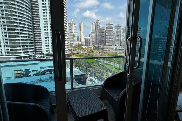 Se vende apto estilo loft en bayfront