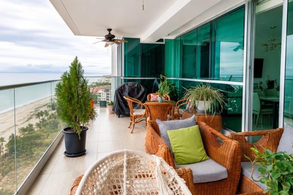 Venta de apartamento en playa blanca ph lighthouse beach tower