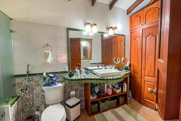 Coronado golf club home with pool