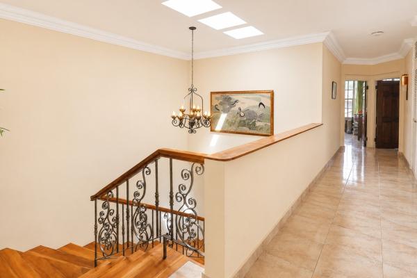 Venta de casa duplex en altos del golf