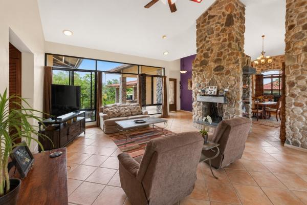 Casa los molinos boquete con amplia terraza