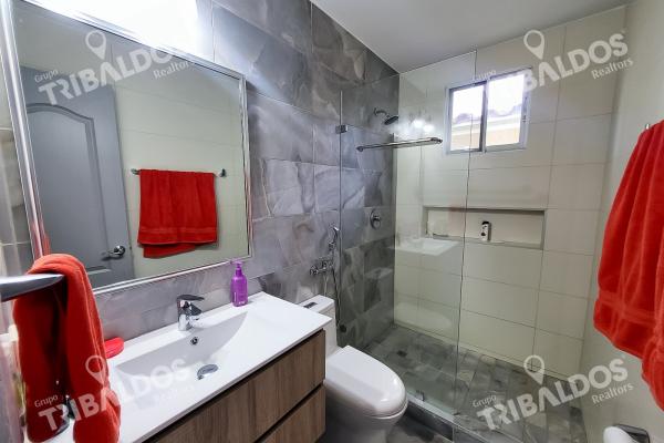 Venta de casa unifamiliar en crystal spring, condado del rey