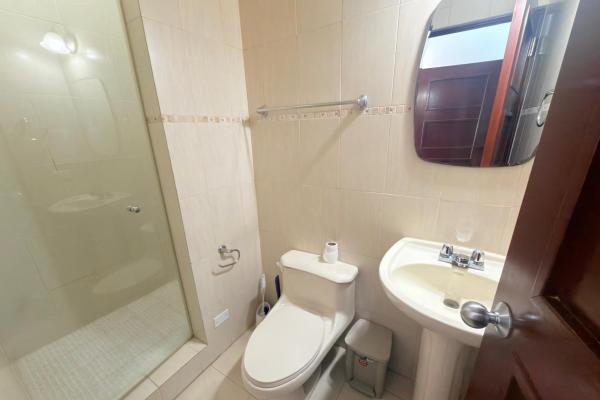 Venta de unidad en ph. grandbay tower