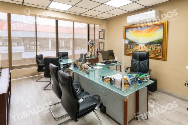 (negociable) venta de edificio comercial en calidonia