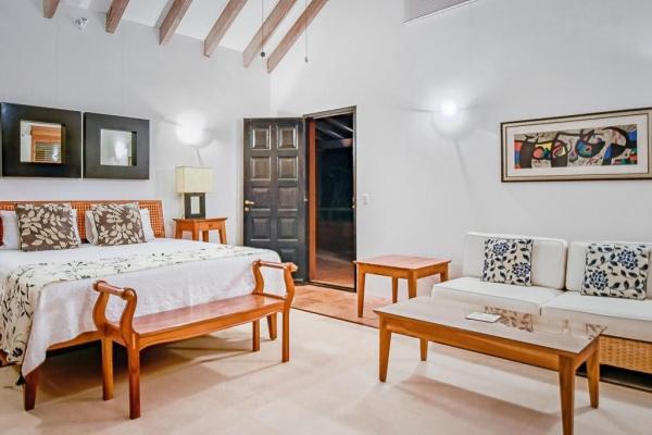 Villa esplendorosa luxury oceanview estate