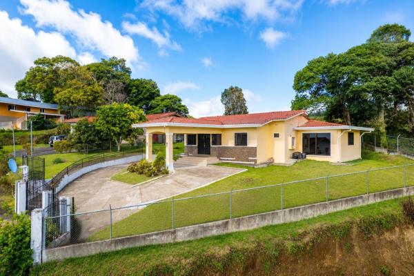 3-bedroom home for sale in volcancito village