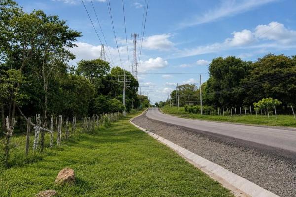 7.97 acres of land for sale on the road to caldera