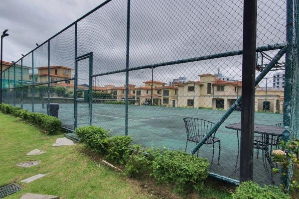 Venta casa en condado del rey complejo cerrado