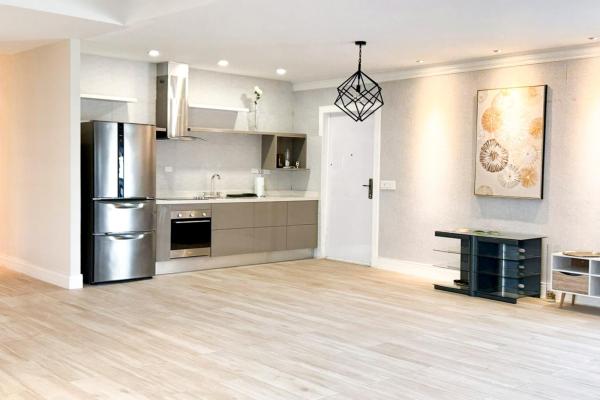 Vivienda con potencial residencial o comercial.