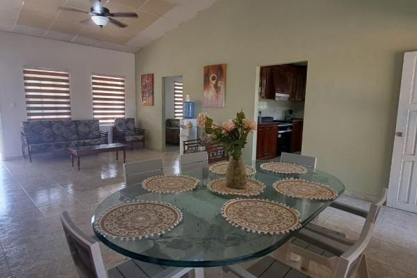Casa con piscina en un amplio terreno en nueva gorgona, panamá.