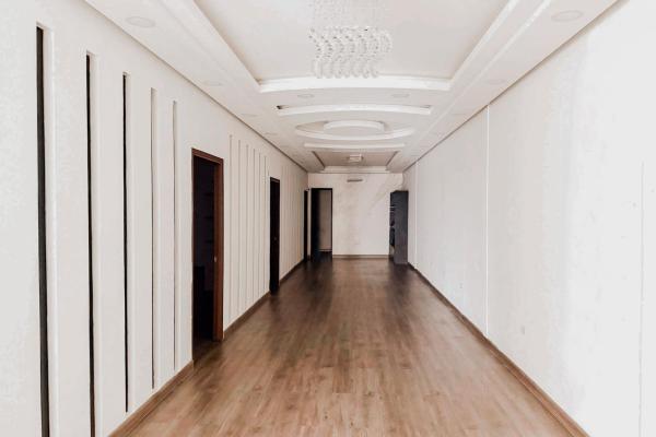 Local remodelado en via brasil para salon de belleza - via brasil 151 m2