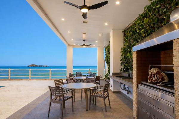 Apartamento frente al mar en venta , ph la ensenada farallón