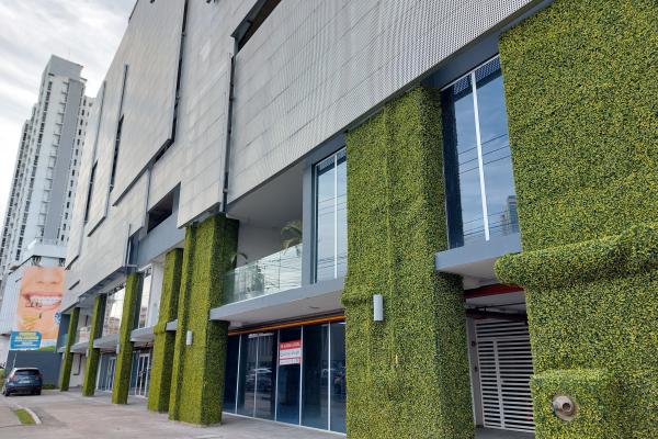 Venta de 6 locales comerciales rentando en vía españa