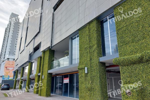 Venta de 6 locales comerciales rentando en vía españa